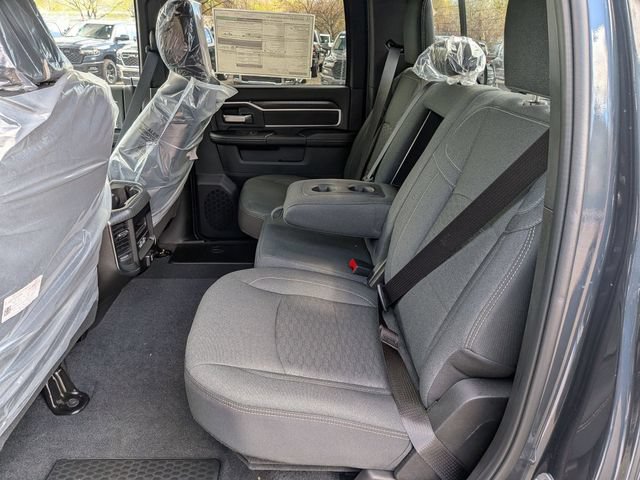 New 2026 RAM 2500 Big Horn AWD/4WD image 12