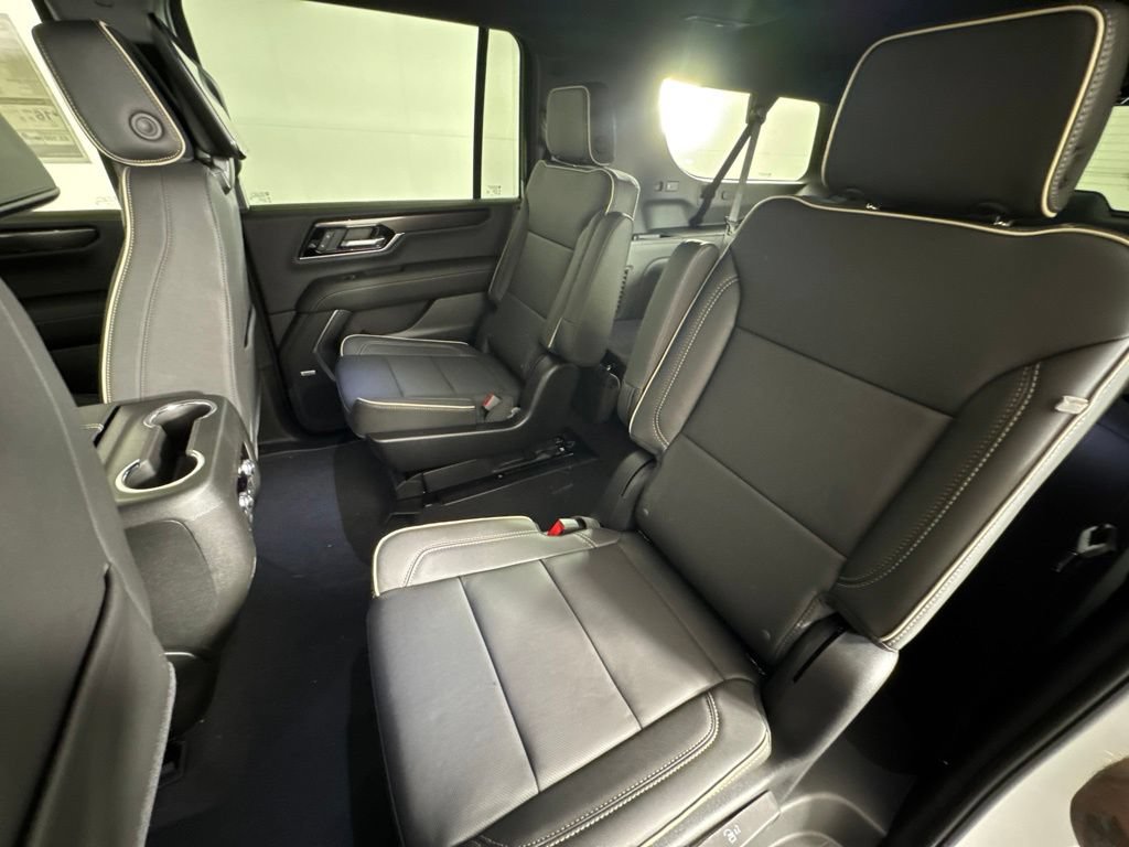 New 2026 GMC Yukon XL Elevation w/ Elevation Premium Package AWD/4WD image 27