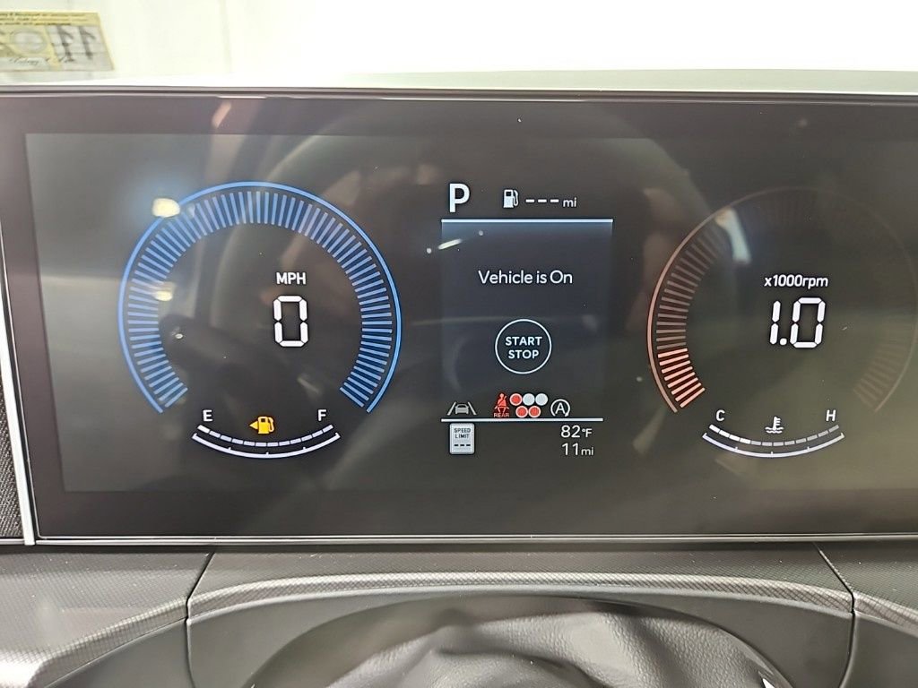 Used 2025 Hyundai Santa Fe SEL image 17