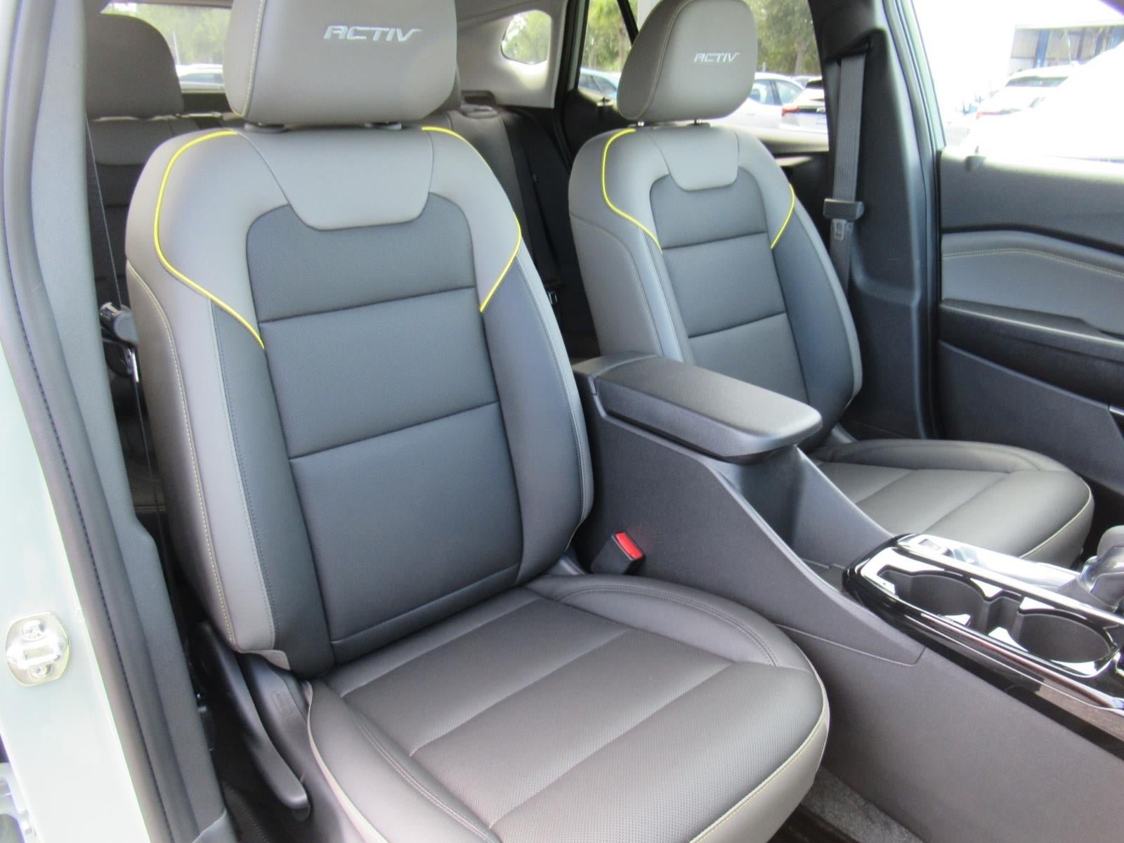 New 2026 Chevrolet Trax ACTIV w/ Sunroof Package FWD image 9