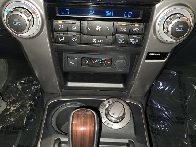 Used 2020 Toyota 4Runner Limited AWD/4WD image 34