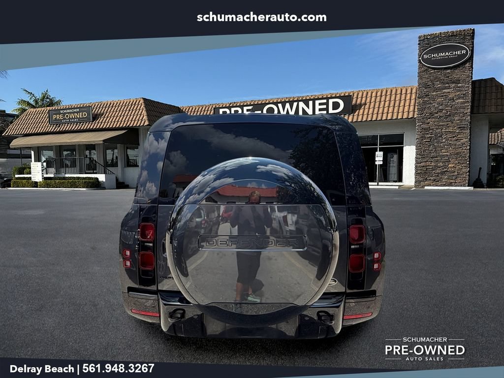 Used 2023 Land Rover Defender 130 X-Dynamic SE AWD/4WD image 6