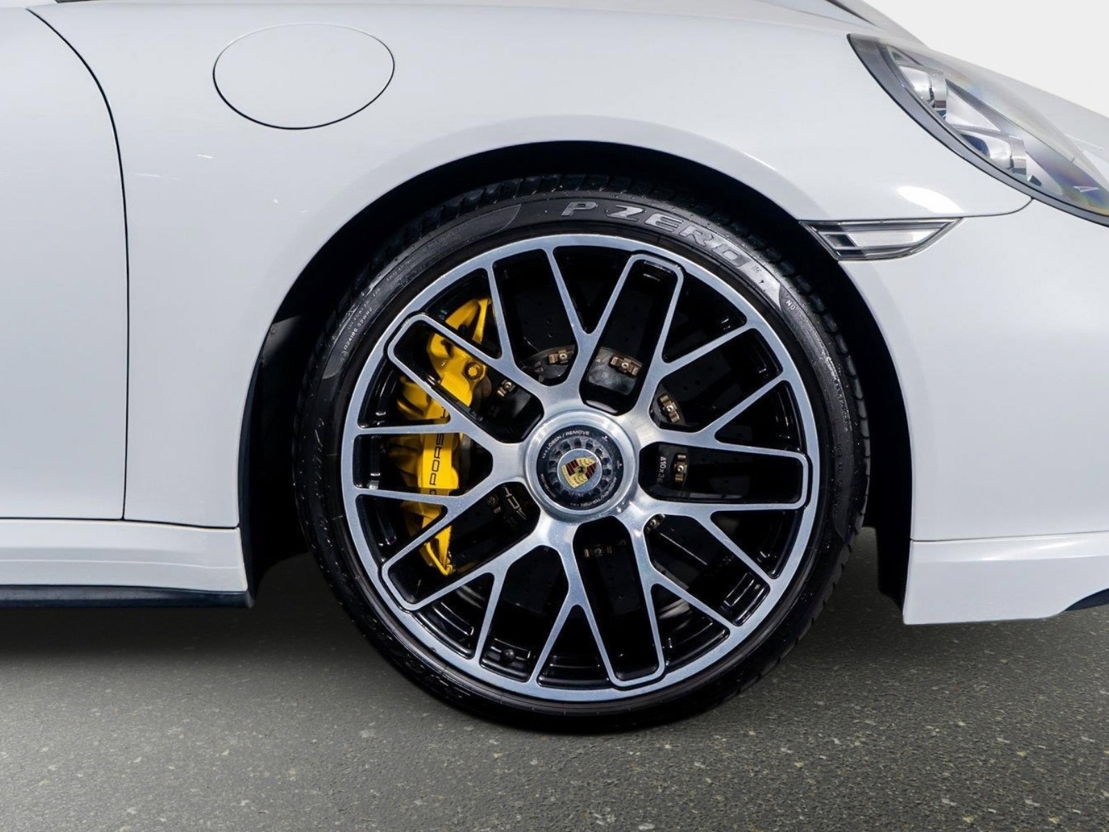Used 2016 Porsche 911 Turbo S AWD/4WD image 19