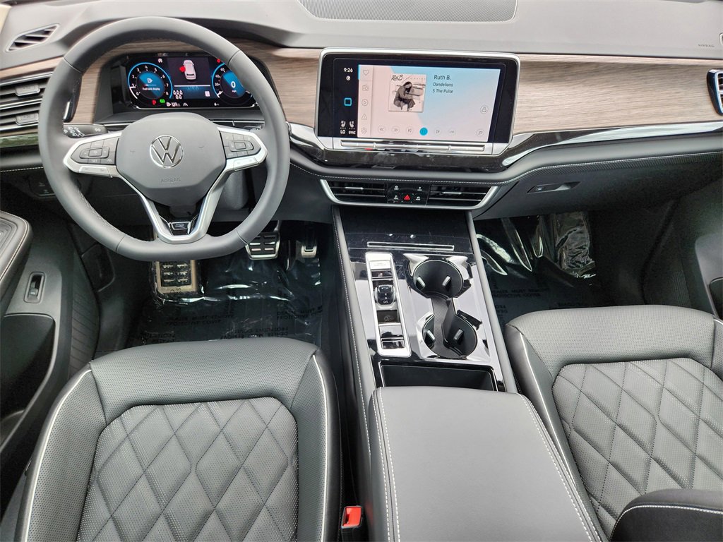 New 2025 Volkswagen Atlas SEL Premium R-Line image 2