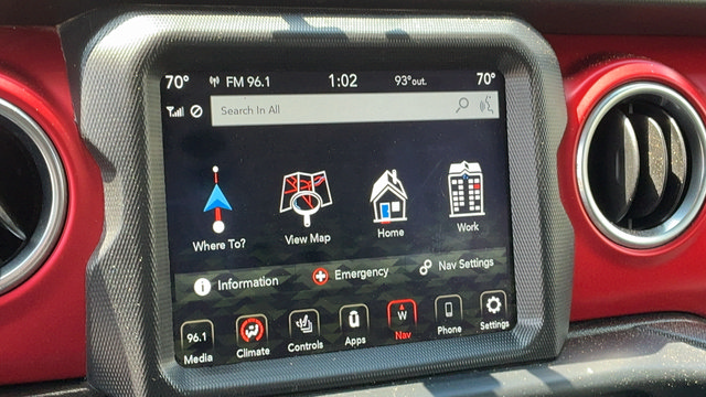 Used 2021 Jeep Gladiator Rubicon AWD/4WD image 11