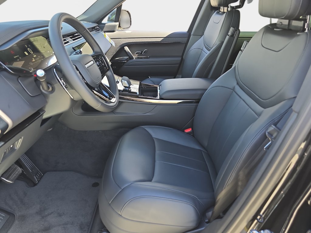 New 2026 Land Rover Range Rover Sport Dynamic SE AWD/4WD image 16