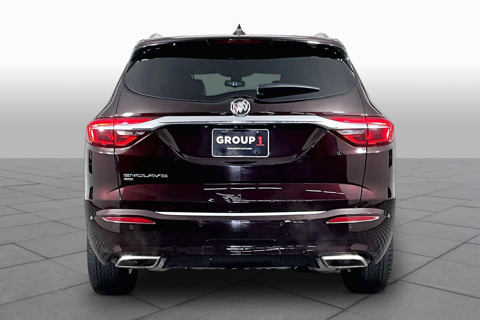 Used 2020 Buick Enclave Avenir w/ Avenir Technology Package AWD/4WD image 5