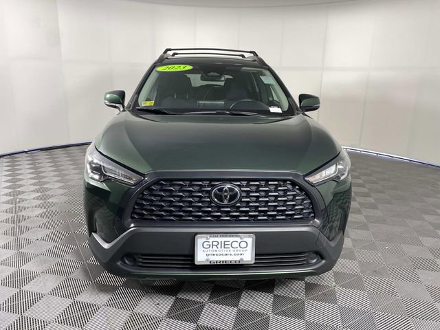 Used 2023 Toyota Corolla Cross LE image 3