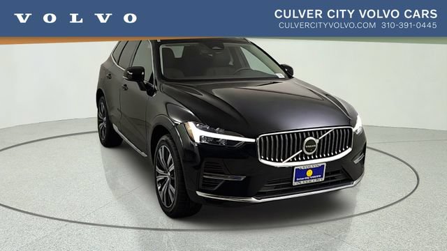 Certified 2023 Volvo XC60 T8 Plus AWD/4WD image 1
