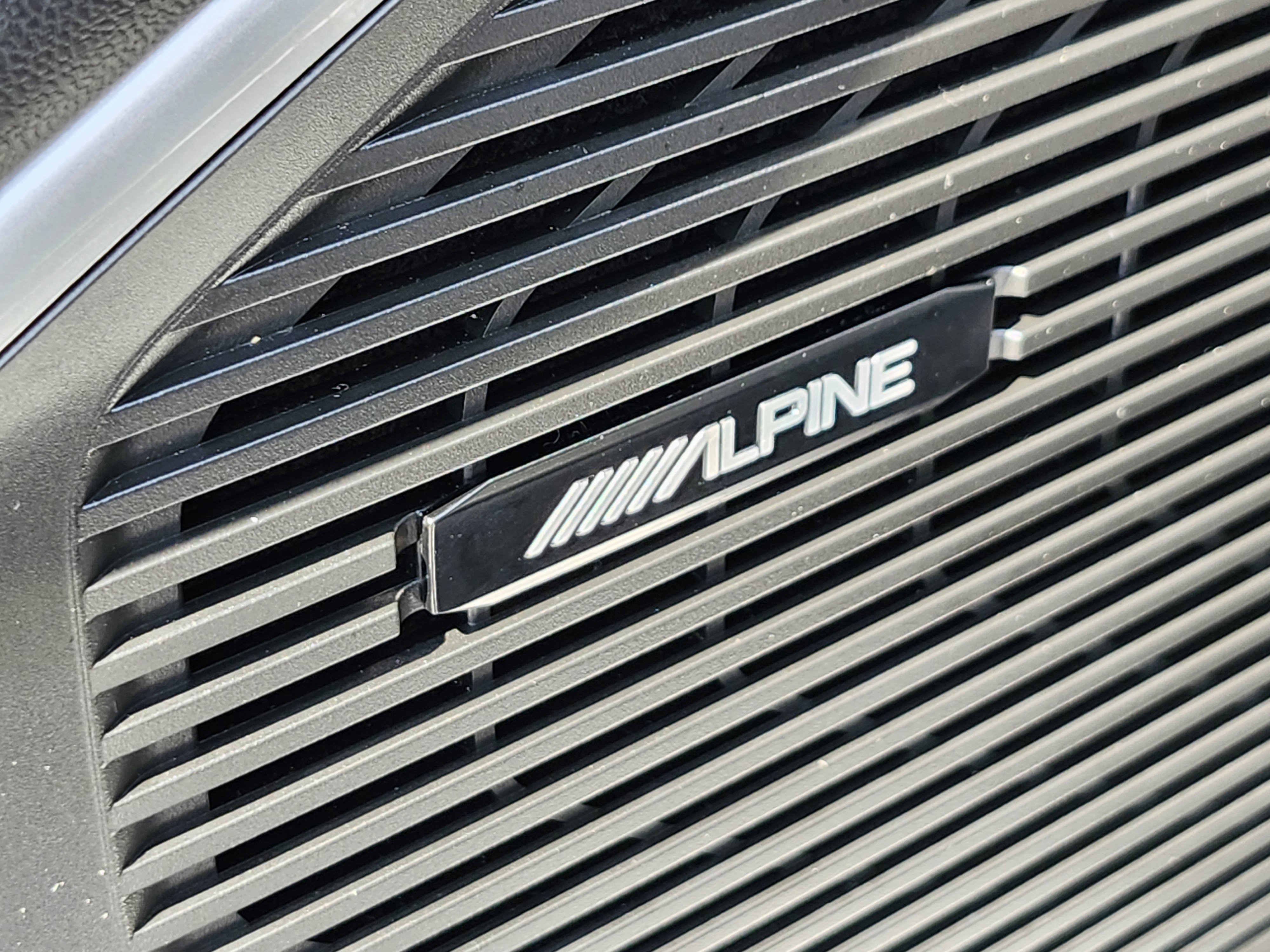 Used 2023 Jeep Wagoneer L Series II image 21