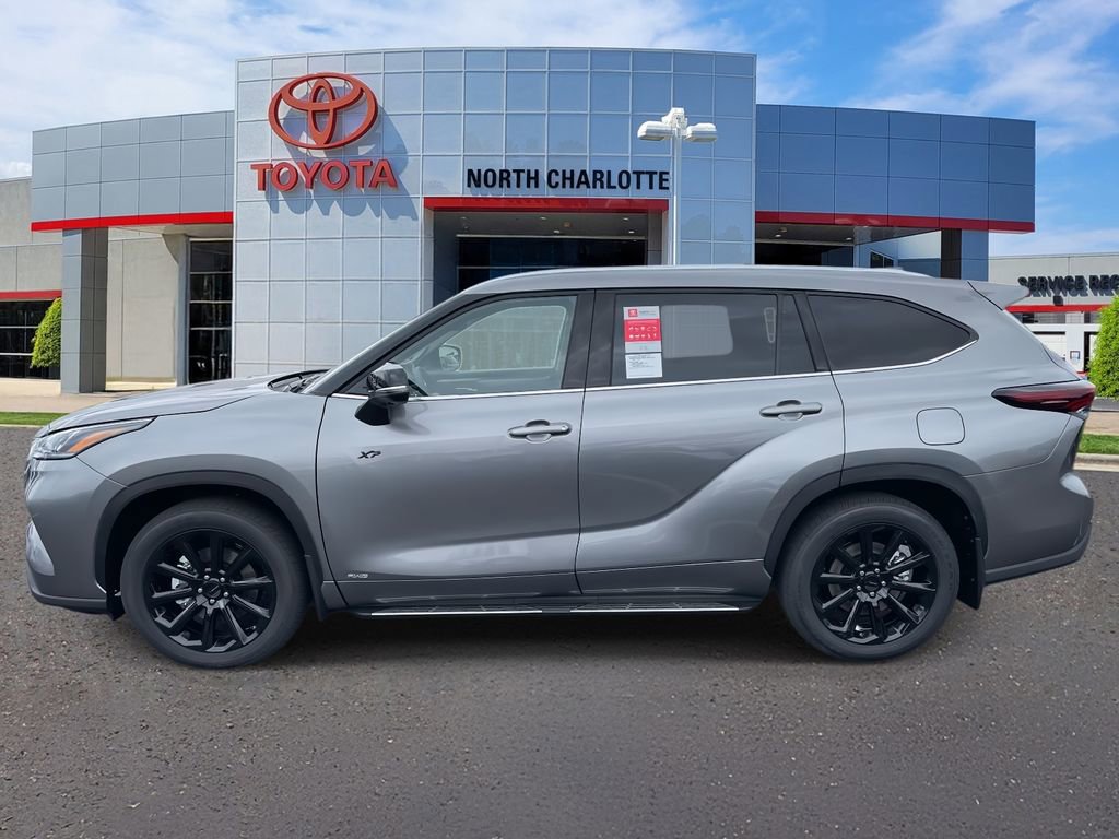 New 2026 Toyota Highlander Limited image 6