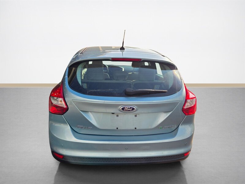 Used 2012 Ford Focus Electric Hatchback FWD image 5