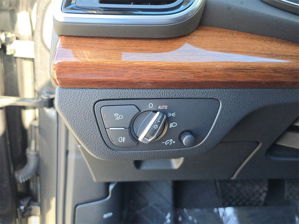 Certified 2023 Audi Q5 2.0T Premium w/ Convenience Package image 29