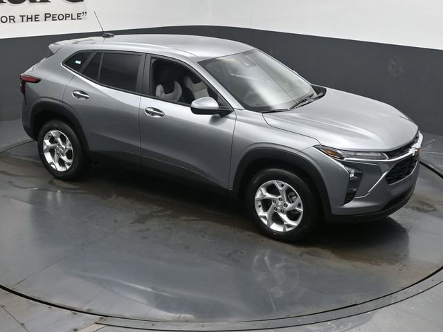 New 2026 Chevrolet Trax LS image 16