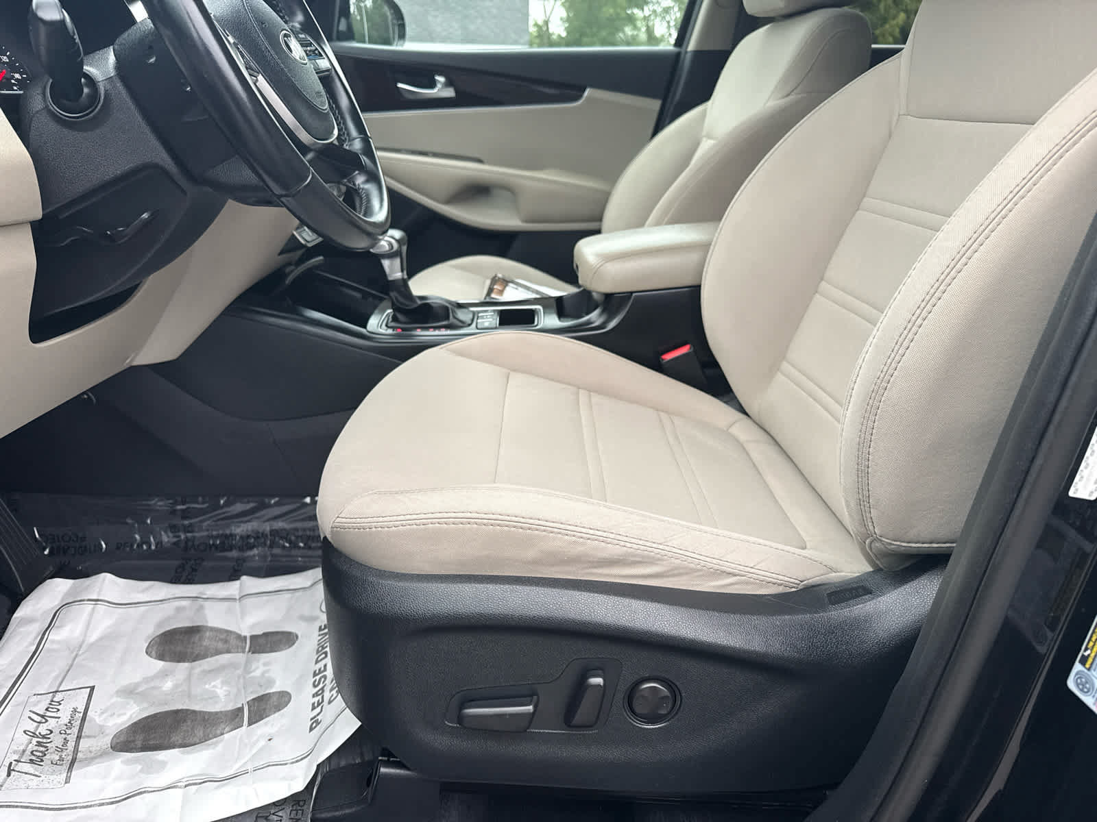 Used 2020 Kia Sorento S AWD/4WD image 11