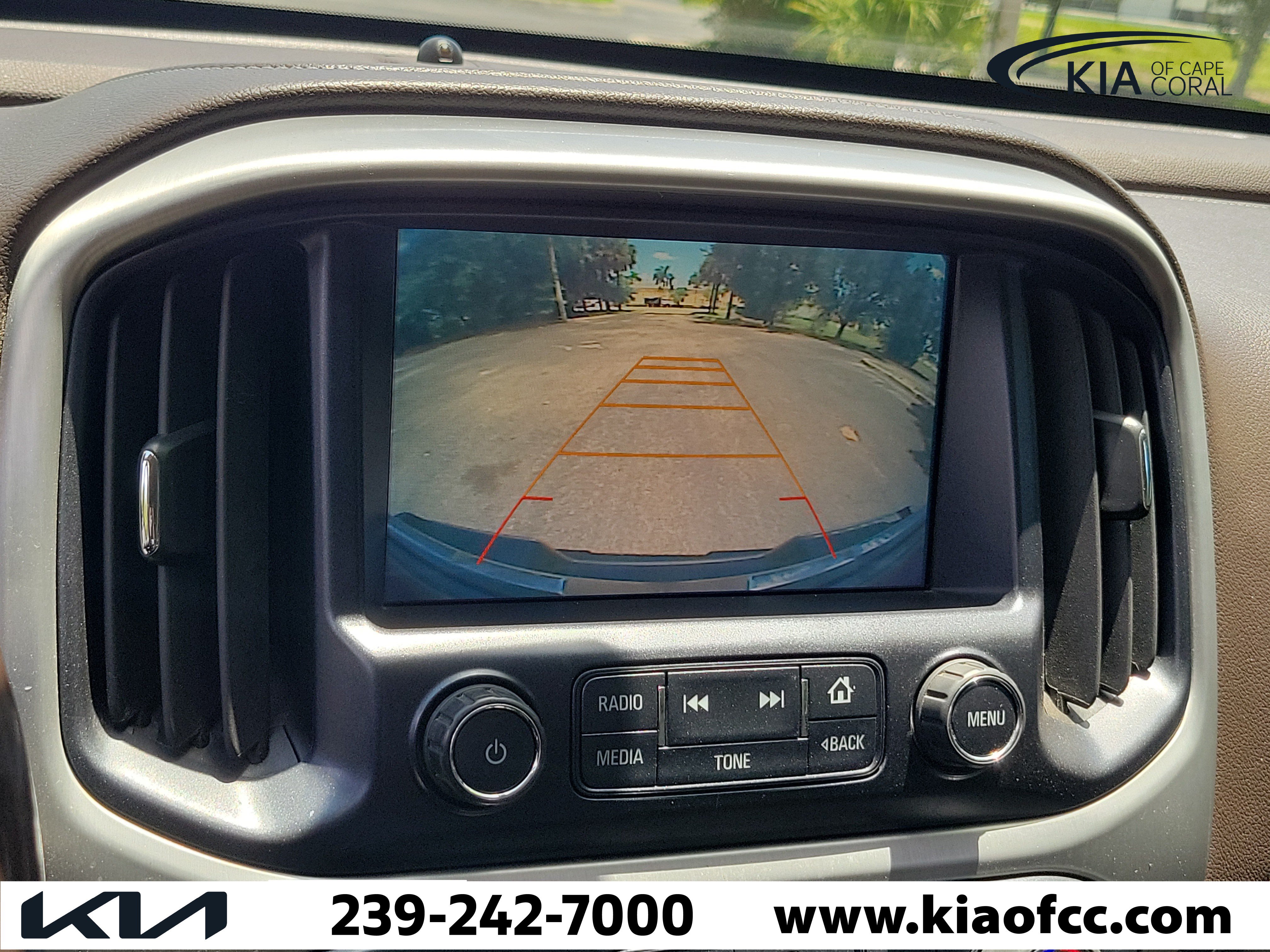 Used 2017 GMC Canyon SLE w/ SLE Convenience Package RWD image 27