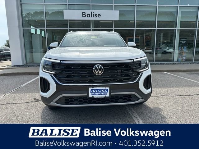 New 2025 Volkswagen Atlas Cross Sport SE image 2