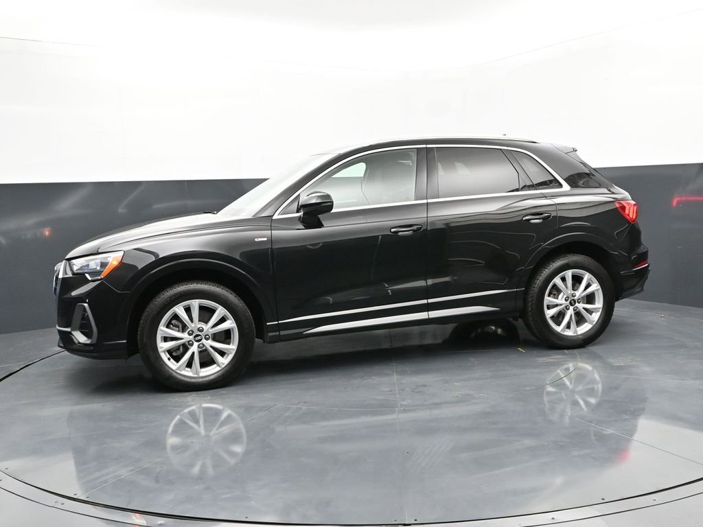 Used 2022 Audi Q3 2.0T Premium image 4