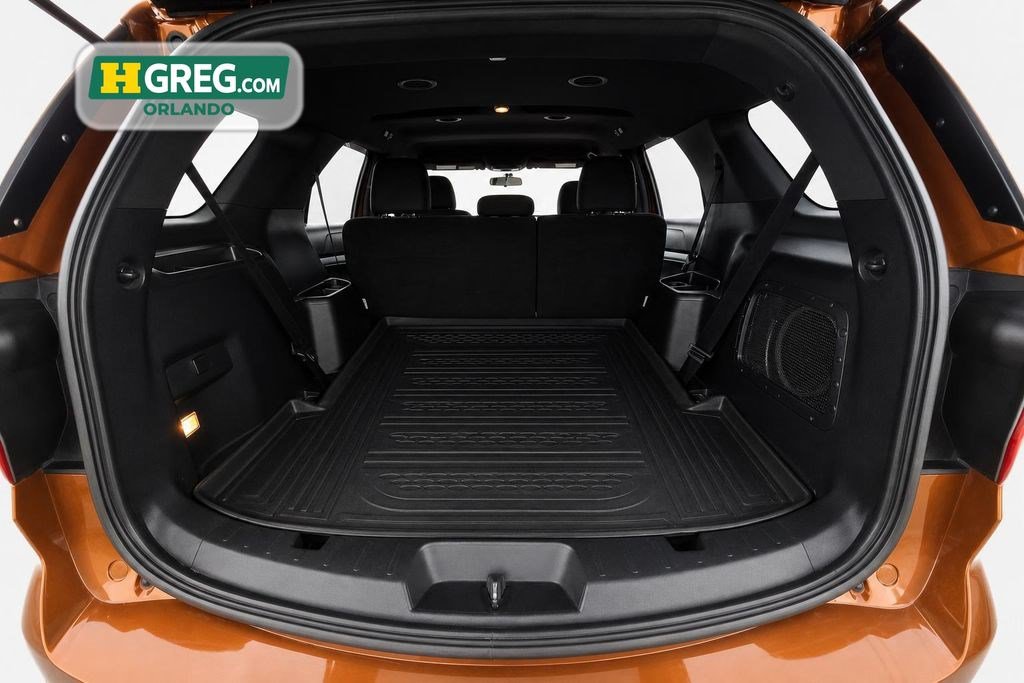 Used 2017 Ford Explorer XLT AWD/4WD image 18