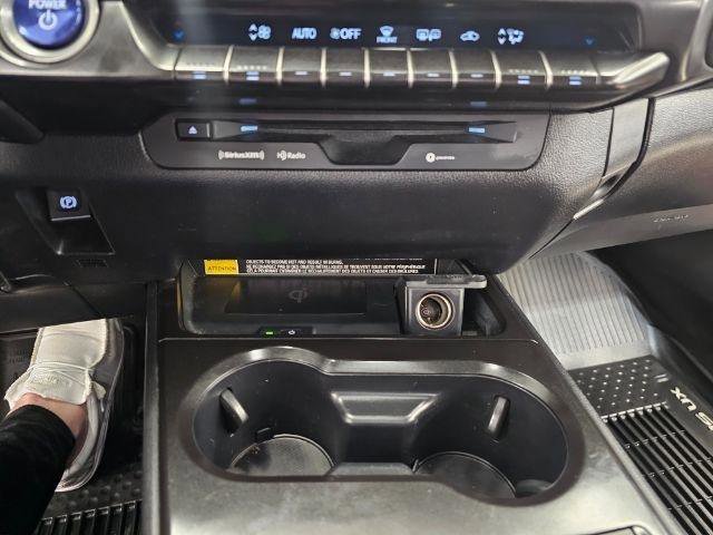 Used 2021 Lexus UX 250h UX 250h AWD w/ Accessory Package (Z1) image 19