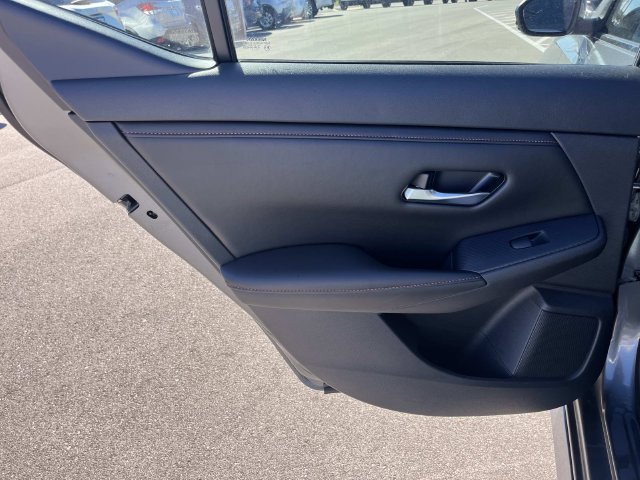 Used 2021 Nissan Sentra SR FWD image 19