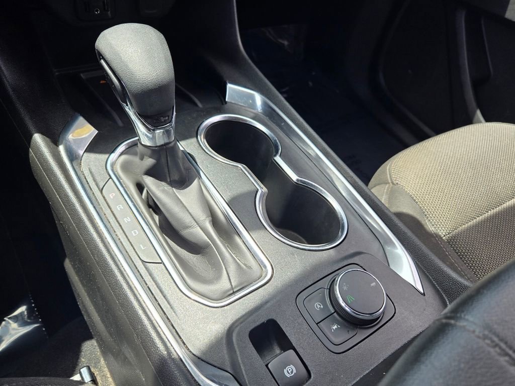 Used 2023 Chevrolet Traverse LT FWD image 21