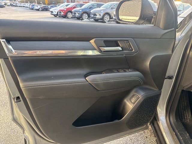 New 2026 GMC Terrain Elevation w/ Elevation Premium Package image 16