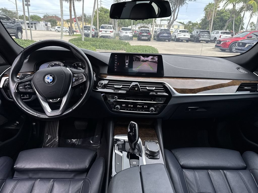 Used 2019 BMW 530i xDrive w/ Convenience Package AWD/4WD image 14
