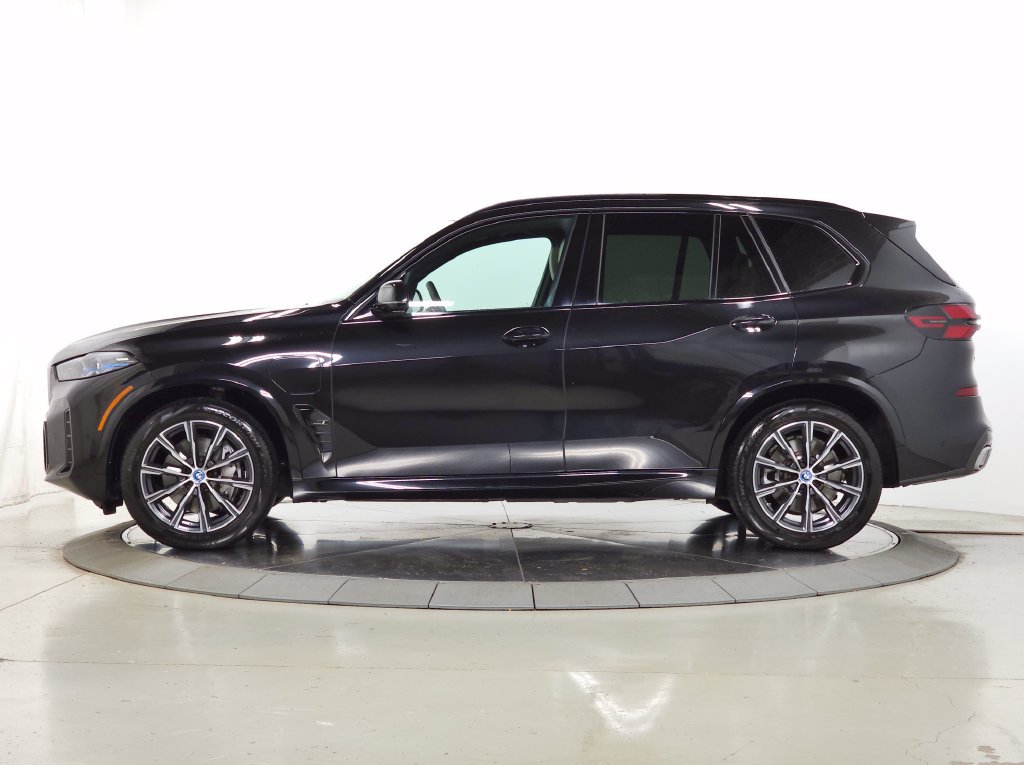 Used 2024 BMW X5 xDrive50e w/ M Sport Package AWD/4WD image 5