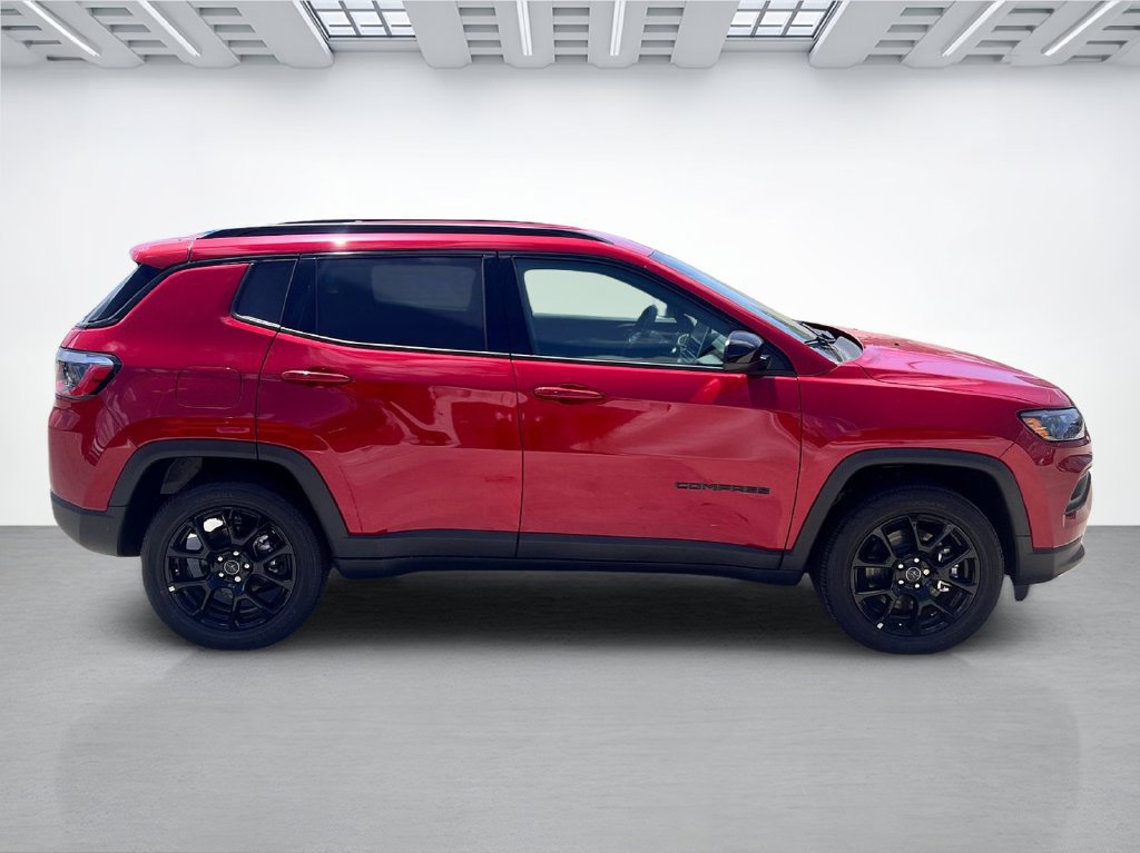 New 2026 Jeep Compass Latitude AWD/4WD image 2