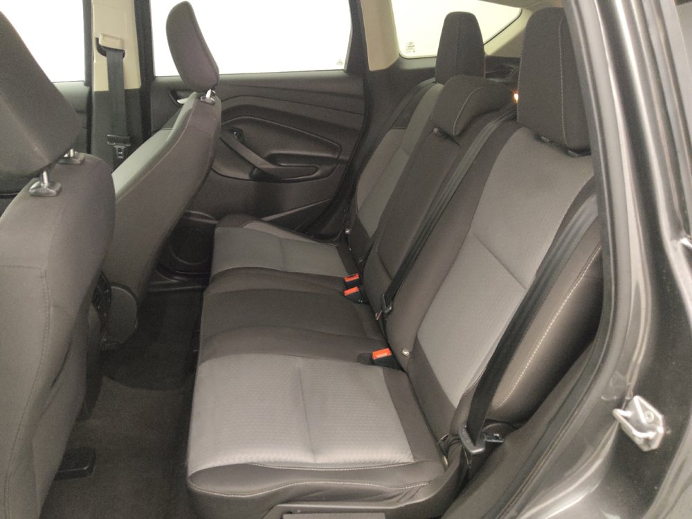 Used 2018 Ford Escape SE FWD image 18