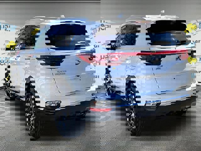 Used 2021 Kia Sportage EX image 2