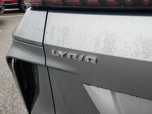 Certified 2024 Cadillac Lyriq Luxury image 30