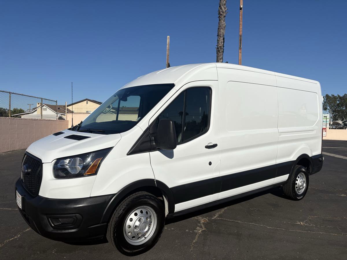 Used 2024 Ford Transit 250 148 Medium Roof Extended AWD image 7