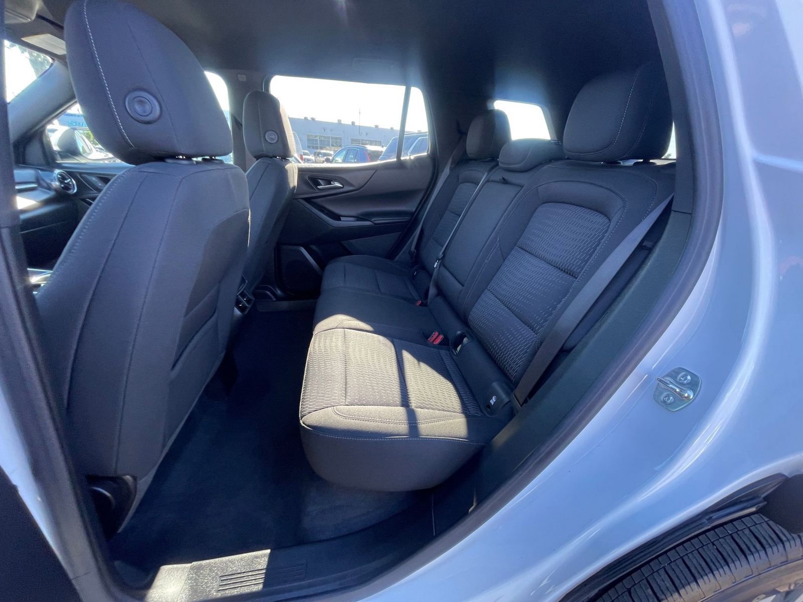 Used 2025 Chevrolet Equinox LT image 25