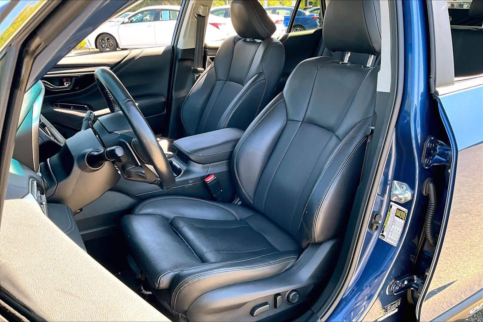 Used 2022 Subaru Outback Limited AWD/4WD image 7