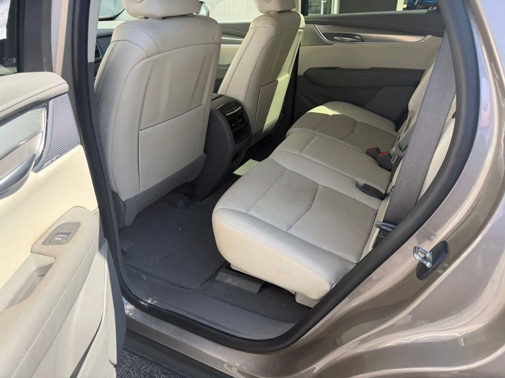 Used 2023 Cadillac XT5 Premium Luxury AWD/4WD image 9