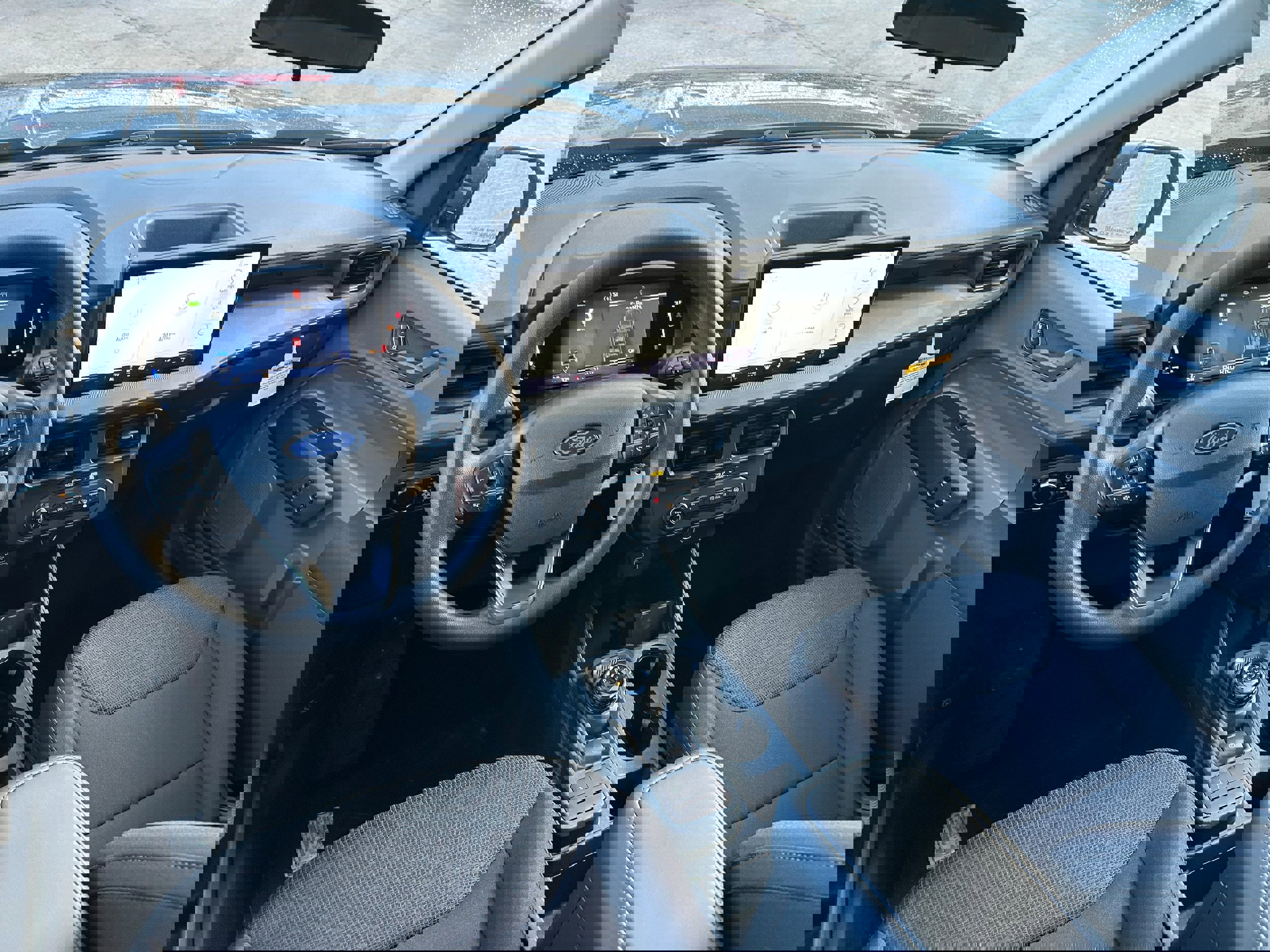 New 2025 Ford Maverick XL w/ Equipment Group 101A image 17