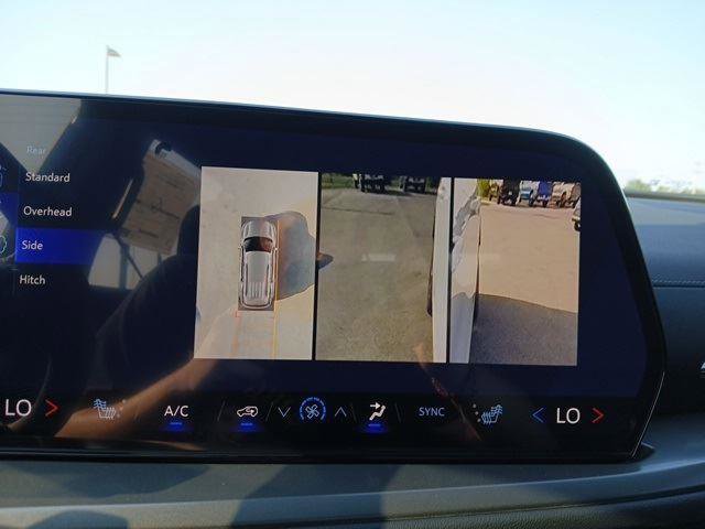 New 2026 Chevrolet Traverse LT w/ Enhanced Driving Package image 20