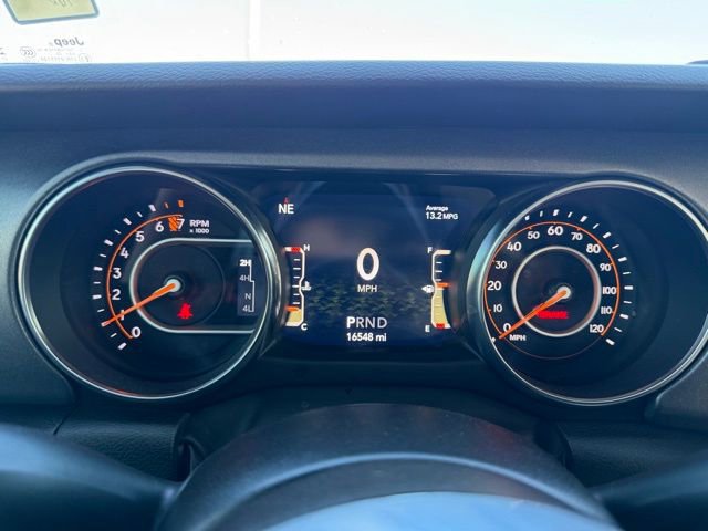 Used 2023 Jeep Gladiator Mojave w/ Cold Weather Group image 18