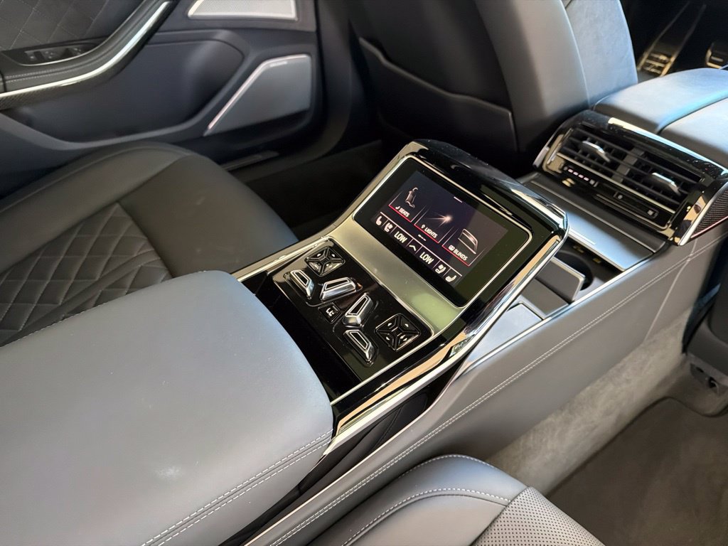 Used 2025 Audi S8 w/ Executive Package AWD/4WD image 35