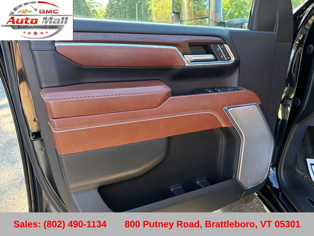 Used 2024 GMC Sierra 3500 Denali Ultimate AWD/4WD image 15