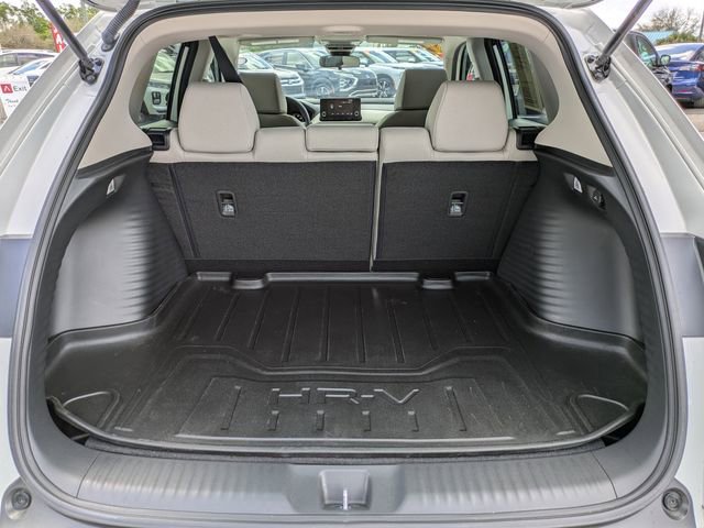 Used 2025 Honda HR-V LX image 13