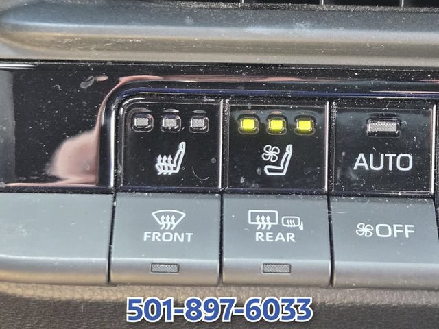 Used 2025 Toyota Crown Platinum AWD/4WD image 24