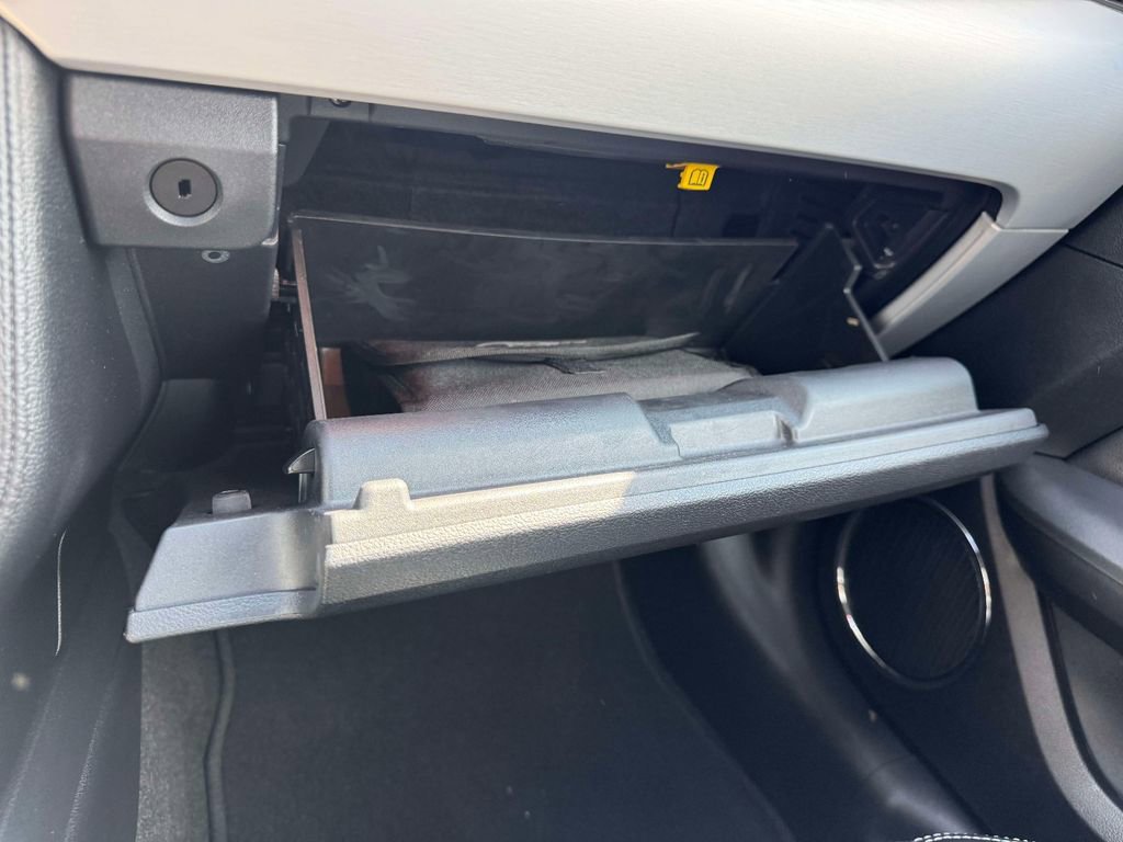 Used 2016 Ford Mustang Premium RWD image 31