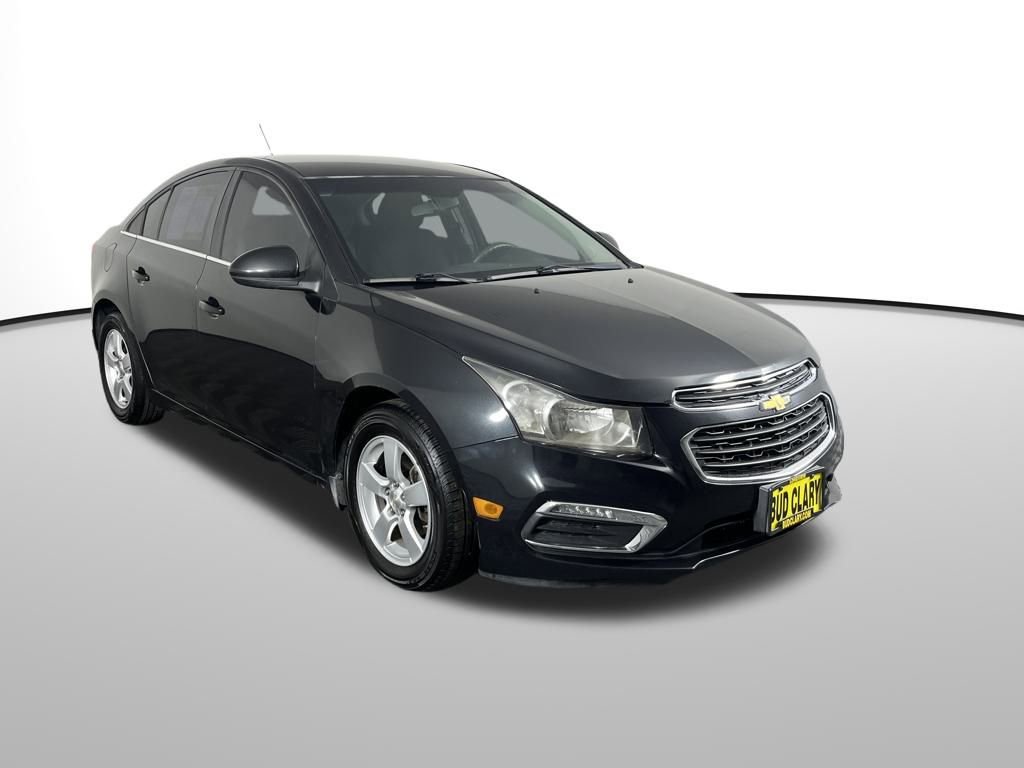Used 2015 Chevrolet Cruze LT w/ Technology Package image 6