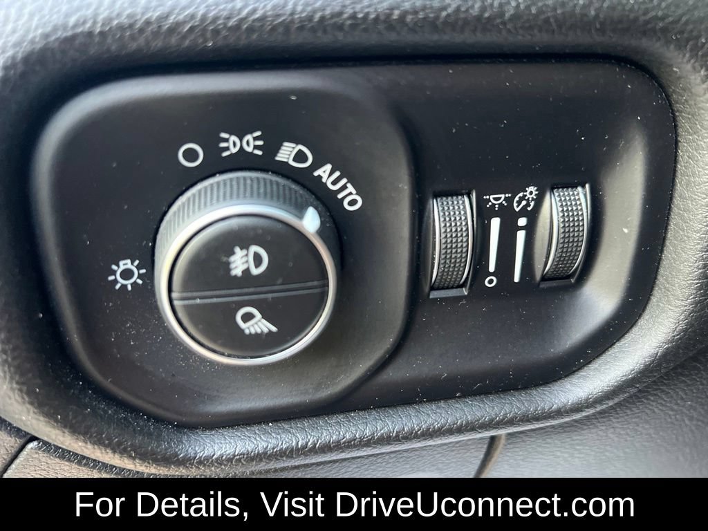 Used 2024 RAM 1500 Laramie AWD/4WD image 42