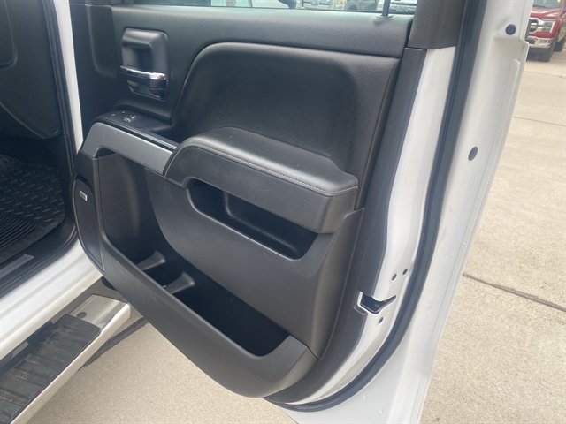 Used 2015 Chevrolet Silverado 2500 LTZ w/ Duramax Plus Package AWD/4WD image 8