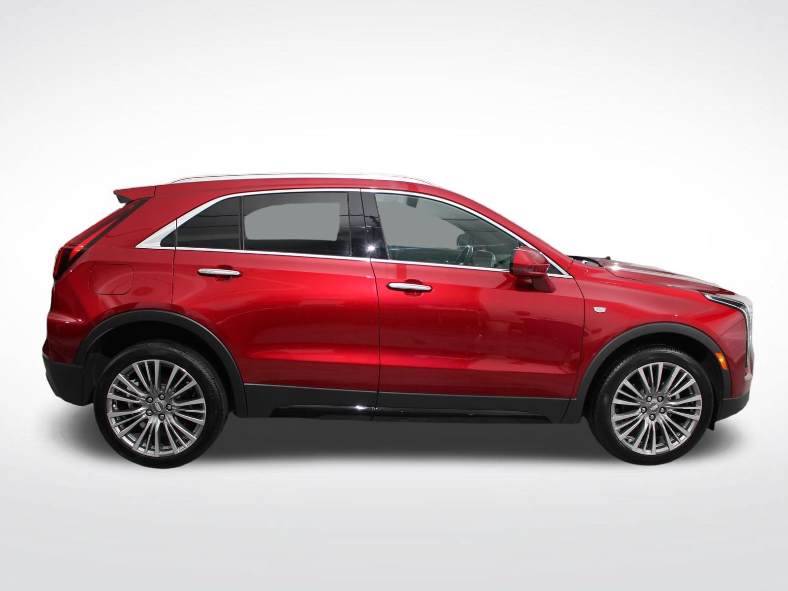 Used 2024 Cadillac XT4 Premium Luxury FWD image 8