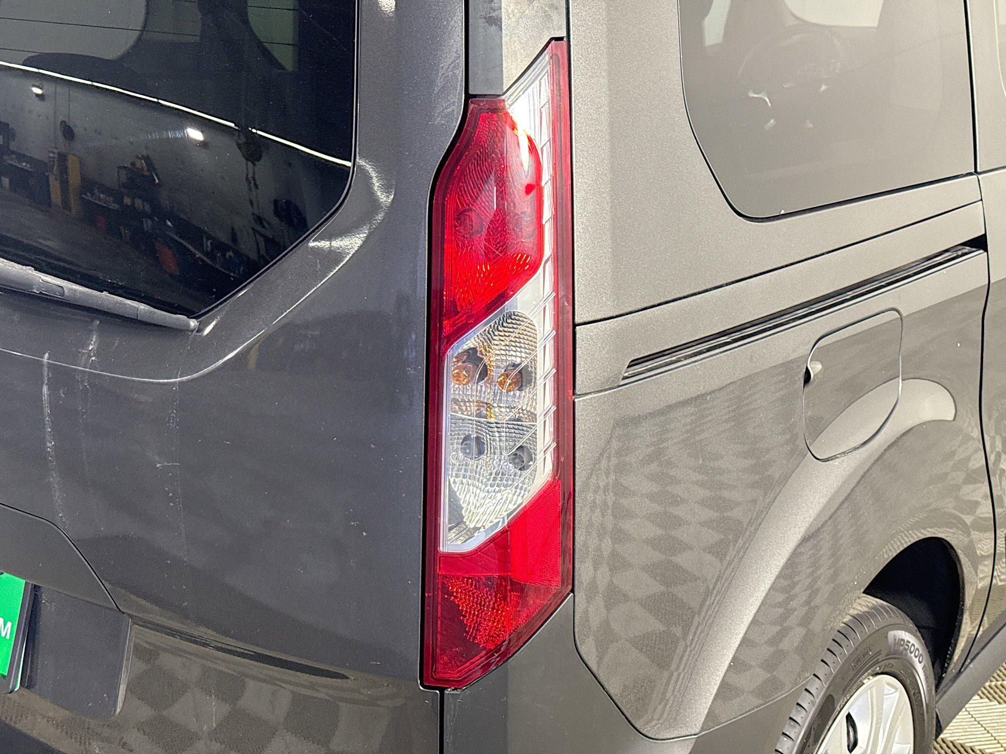 Used 2021 Ford Transit Connect XL image 31